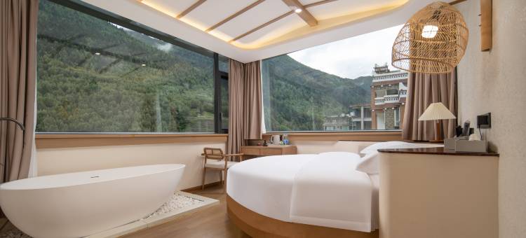 悠然牧居智能酒店(四姑娘山店)图片