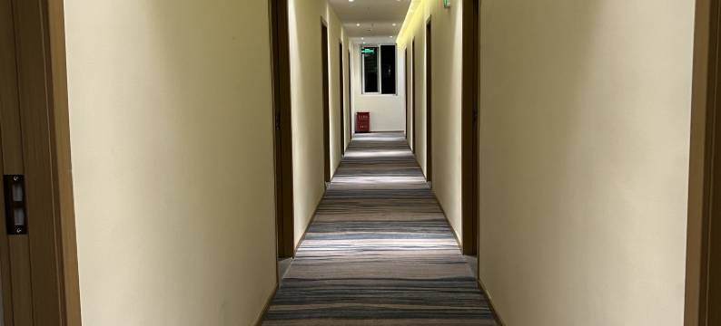 杭州广汇酒店(大悦城和睦地铁站店)图片