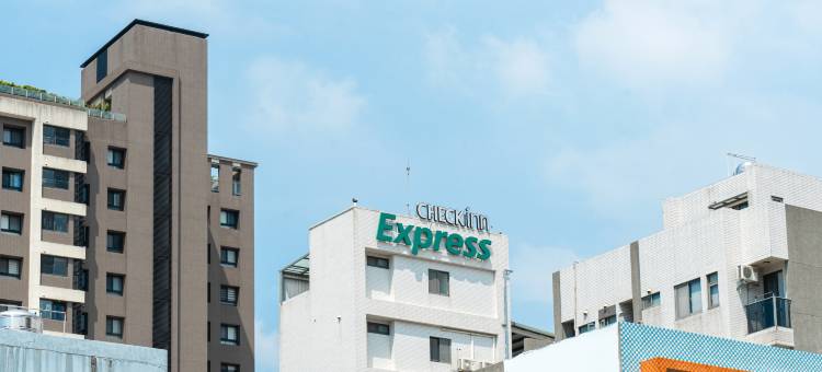 雀客快捷台中福星二馆图片