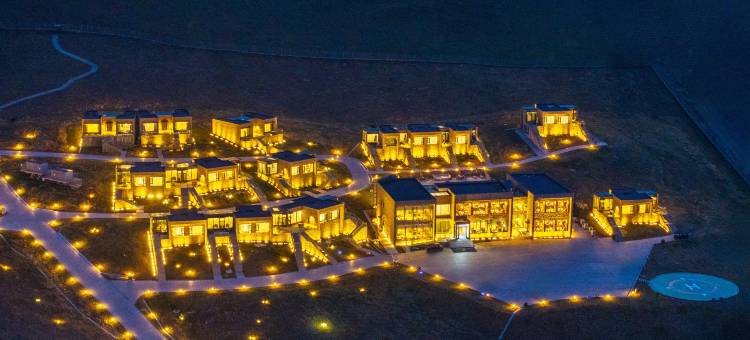 温泉赛里木湖水云杉野奢酒店图片