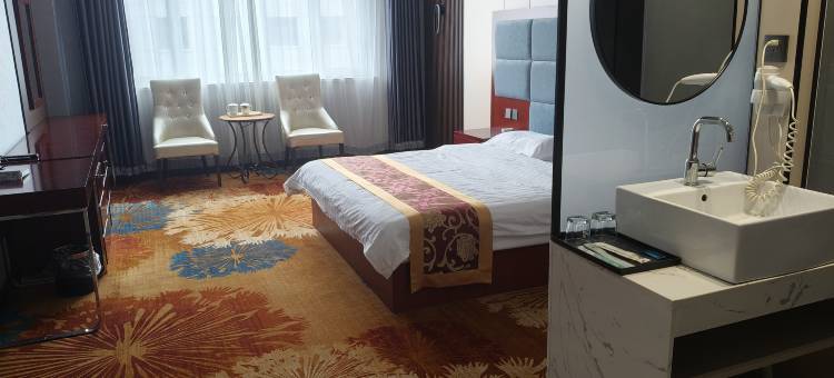 达茂旗羽辰假日酒店图片