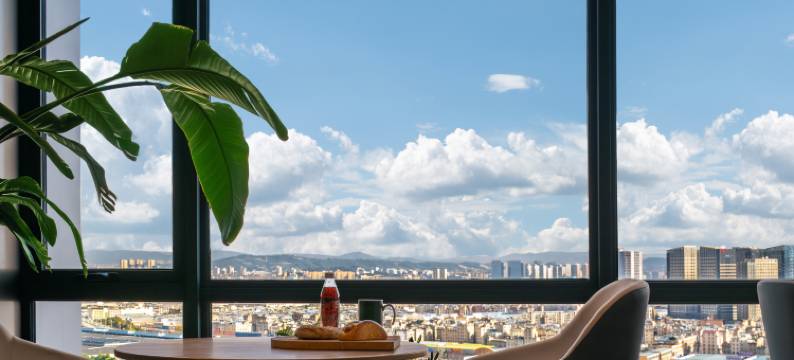 堤亚墨TiAmo城市酒店(昆明中交金地中央公园店)图片