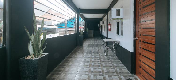 红门酒店-步行旅馆公寓-安蒂波洛(RedDoorz @ Walk Inn Apartelle Antipolo)图片