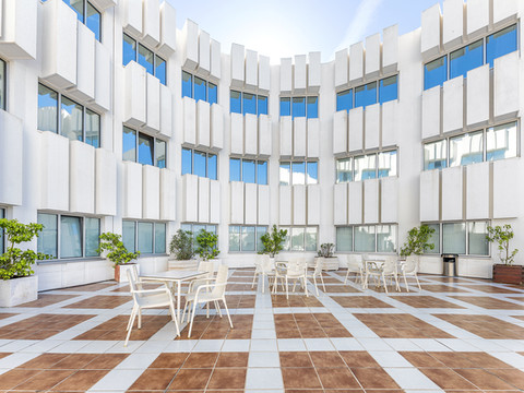 瓦伦西亚阿扎法塔港酒店