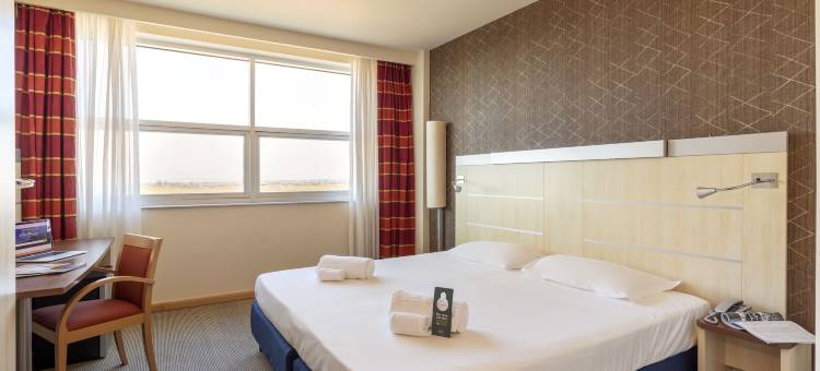 朗格凯拉斯科 B&B 酒店(B&B HOTEL Cherasco Langhe)图片