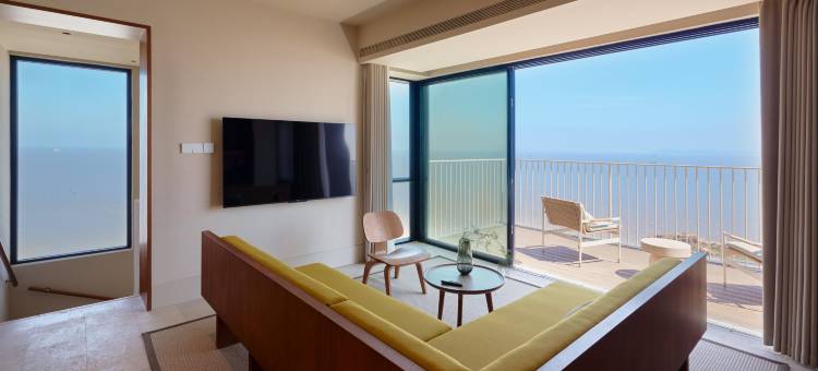 大乐之野(嵊泗黄龙岛灯塔店)图片