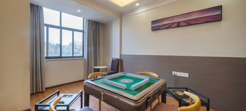 森蔓酒店(浙江科技大学安吉校区店)图片