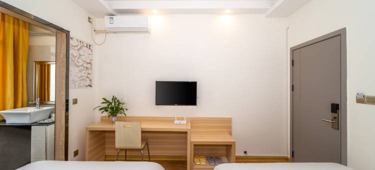 青云酒店(广西师范大学雁山校区店)图片