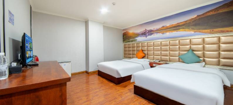 轻住·滨江精品酒店(西安钟楼北大街地铁站店)图片