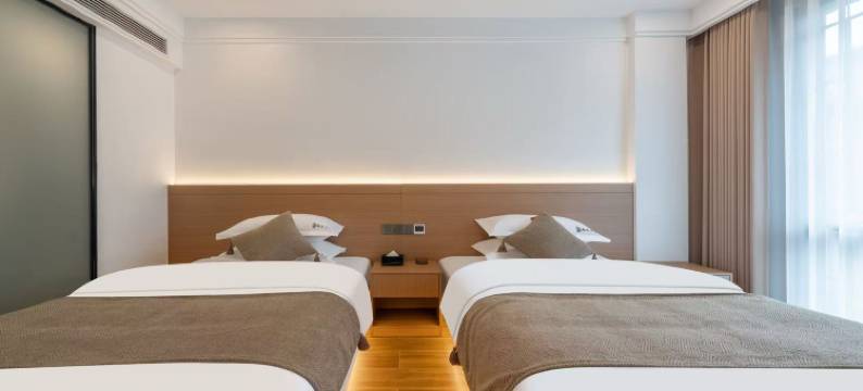 凤凰鹿鸣•民宿(凤凰古城景区南华门店)图片