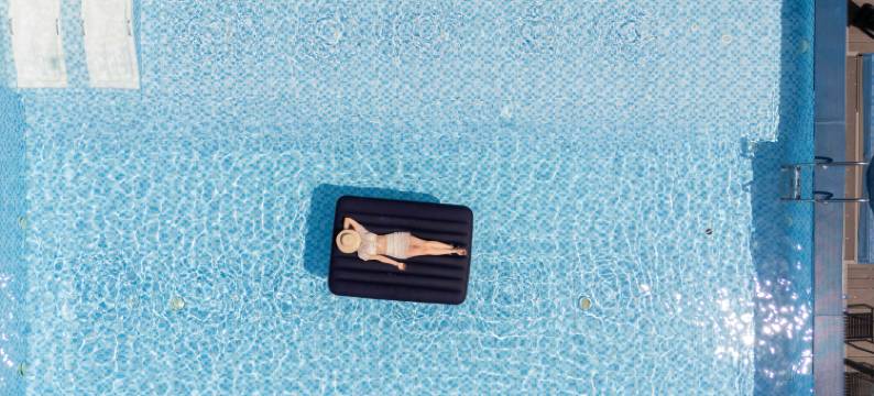 篝火山庄·溪畔·星空泳池亲子度假民宿(月亮湾景区店)图片