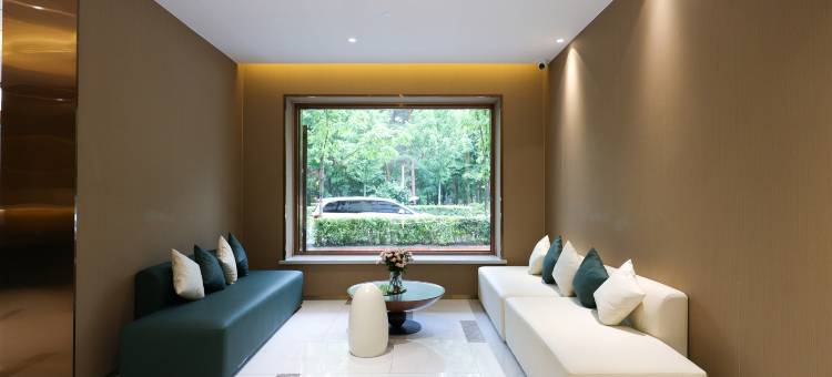 白玉兰酒店(长白山二道白河店)图片