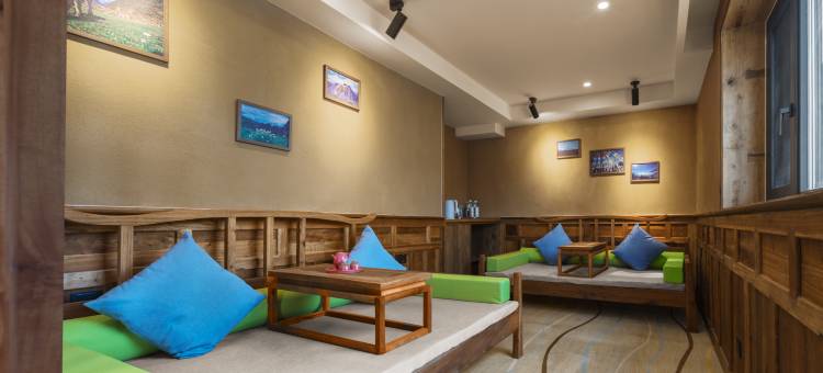 八美别院(道孚县墨石公园店)图片