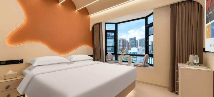 云禧·CLOUD设计师智能影音美宿(昆明老街南屏步行街店)图片