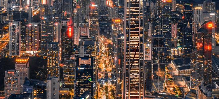 泊雲漫居·高空城景|SeaView云端酒店(深圳水贝国际黄金珠宝城店)图片