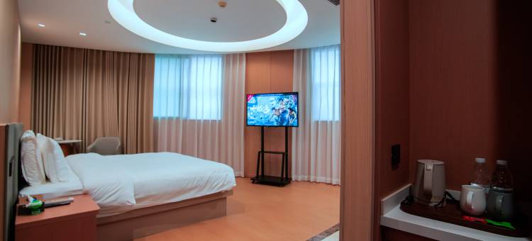 云上四季酒店(龙港店)图片