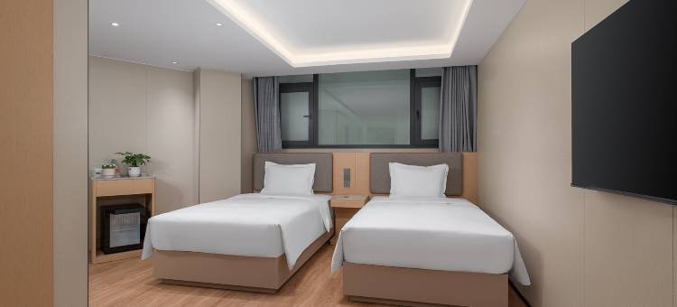 昆明火车站智选假日酒店图片