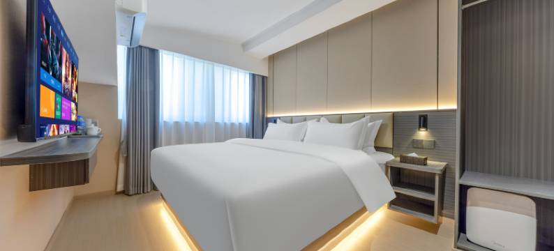 月落松庭酒店(滇池海埂大坝店)图片