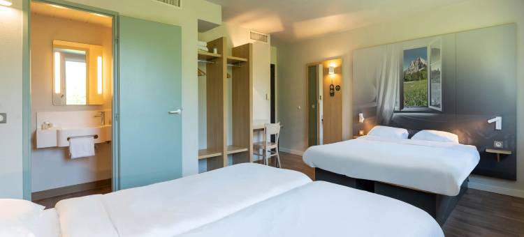 圣让德莫里安住宿加早餐酒店(B&B Hôtel Saint Jean de Maurienne)图片