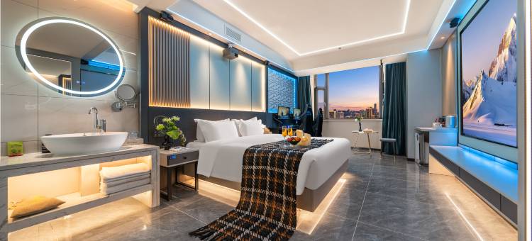 叶与晨电竞电影酒店(石家庄铁道大学义堂地铁站店)图片