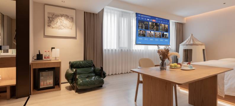 望景德·月白天青·DESIGNER民宿(陶溪川文创街区店)图片