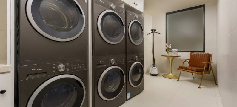 乌鲁木齐国际大巴扎和田二街鎏金·艺术酒店图片