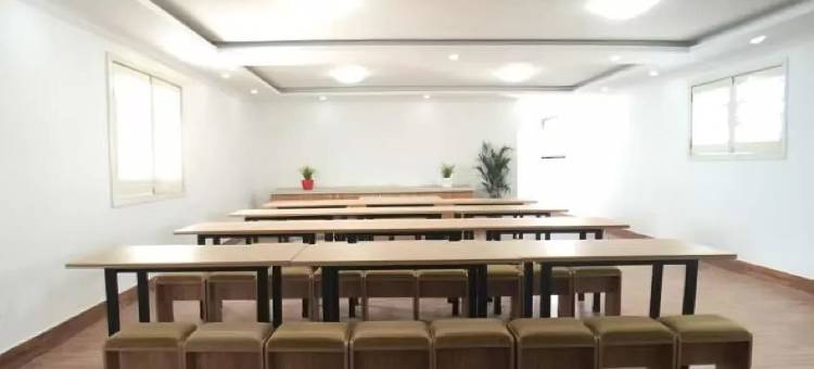 易佰良品酒店(开封鼓楼广场大相国寺店)图片