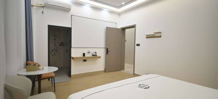 鸿然·Serenity·山隐海听丨智能影音美宿(龙尾关遗址佛图寺塔店)图片