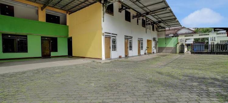 Hotel O near Plaza Pondok Gede formerly Angel Homestay图片