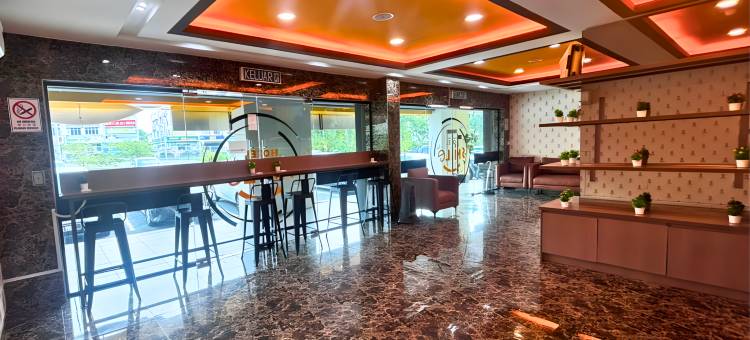 微笑酒店-美娜斯斯里肯邦安(Smile Hotel The Mines Seri Kembangan)图片