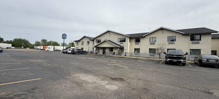 靠近 I 69 的冷水溪Inn & Suites(Coldwater Inn & Suites Near I 69)图片