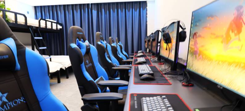 Yu悦电竞酒店(郑州东站店)图片