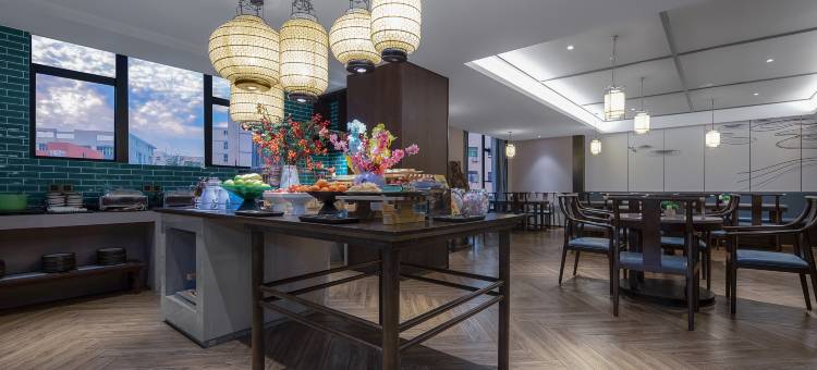 廷泊酒店(深圳宝安机场固戍地铁站店)图片