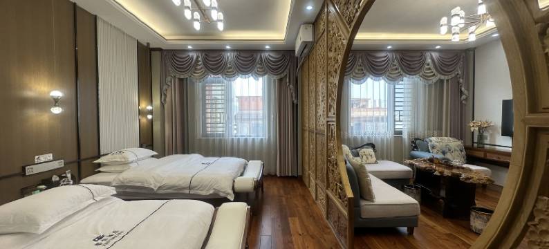 梁河馨怡酒店图片