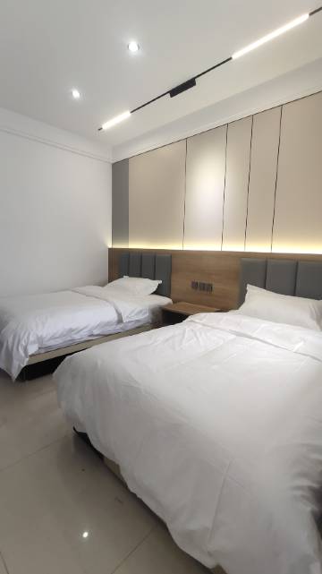 万仙山红苹果农家