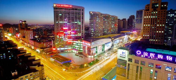 轻住酒店·澳嘉商务(大连西安路商业街香工街地铁站店)图片