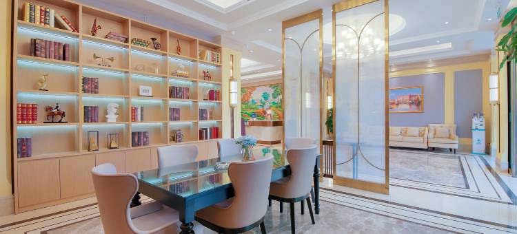 维也纳酒店(南阳独山大道吾悦广场店)图片