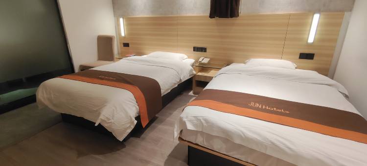 骏怡连锁酒店(武汉海天汽配城店)图片