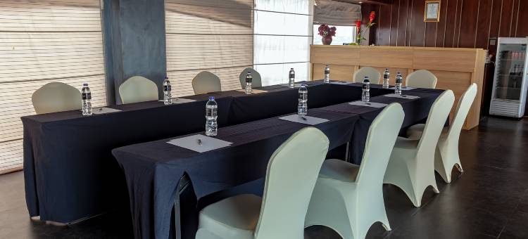 新邦利马路易斯基恩内酒店(Louis Kienne Hotel Simpang Lima)图片