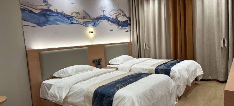 若尔盖唐克大酒店图片