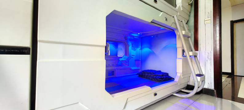 南京星际青年旅舍(夫子庙中华路店)图片