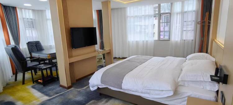 峨边嘉年华酒店图片