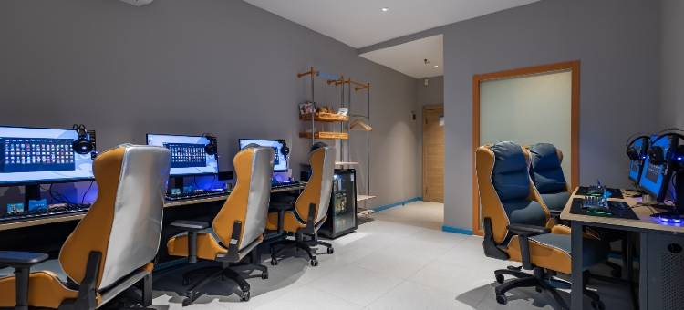 网鱼电竞酒店(无锡惠山万达店)图片