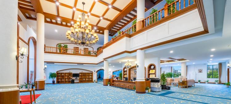 优年生活公寓(南宁江湾路灵龟山公园店)图片