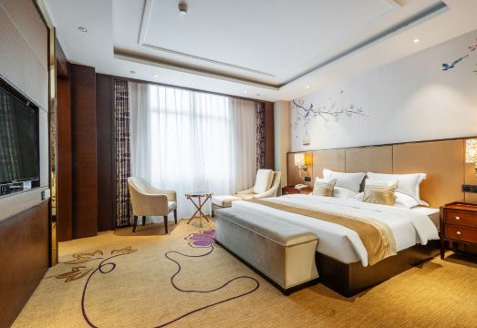 Hampton Hotel Hotel Overview