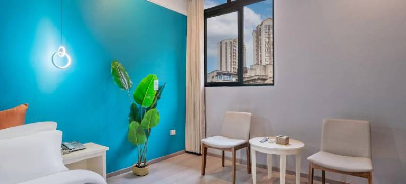 思翰轻奢酒店(重庆北碚地铁站西南大学店)图片