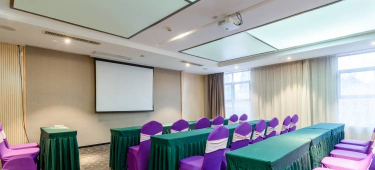 沁住酒店(贵阳花溪公园贵州大学花溪南校区店)图片