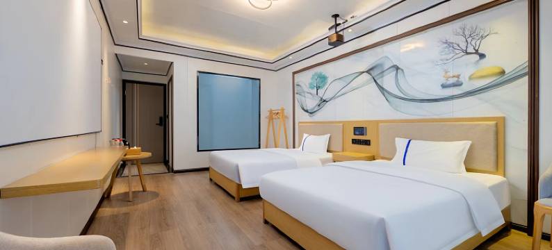 洪雅宏扬酒店(瓦屋山景区店)图片