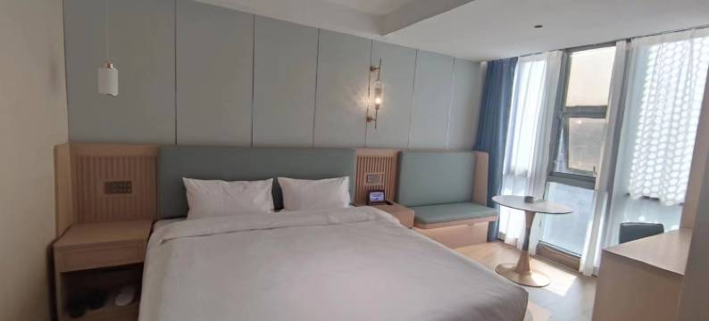 沐雅铂金酒店(南京总统府浮桥地铁站店)图片