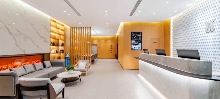 芮丽酒店(通辽市政府维多利摩尔城店)图片